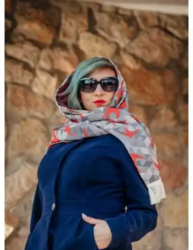 Esarfa LennyScarf, Swallows Grey & Red (42% Bumbac, 34% Lână Merino, 9% Matase, 15% Casmir)